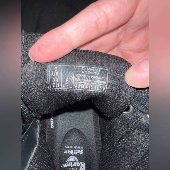 Dr. Marten canvas mid top shoes - Picture 4 of 4